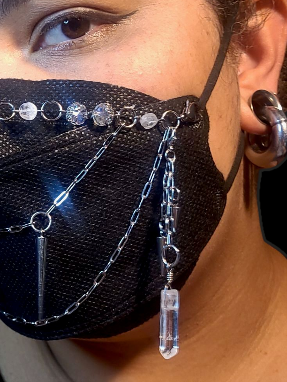 Glass Crystal Vampire teeth mask chain