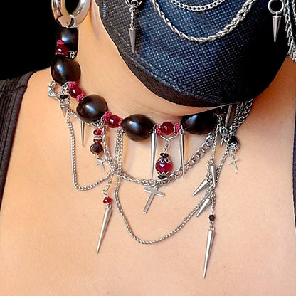 Collar llamativo gótico de cadena y nueces de Kukui