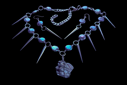 Peacock pearl and spikes necklace and earring set