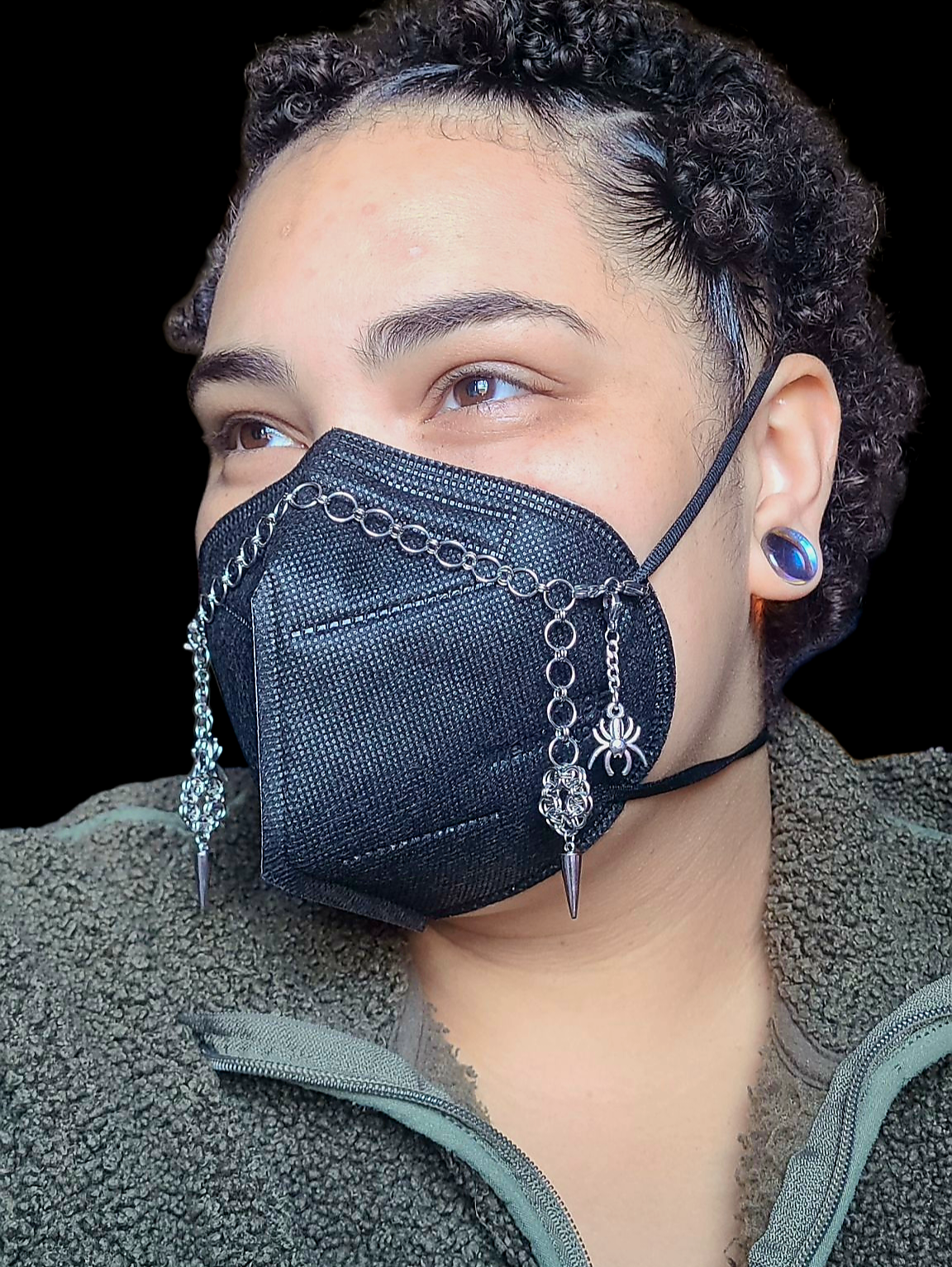 Adjustable Chainmaile Gothic Florets Pendant Mask Chain